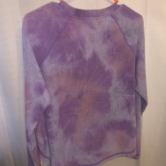 Long sleeve waffle shirt - Picture 3 of 3